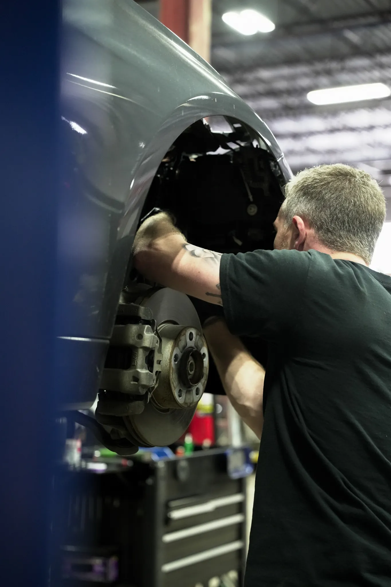Brake service at Dixon Motorsports