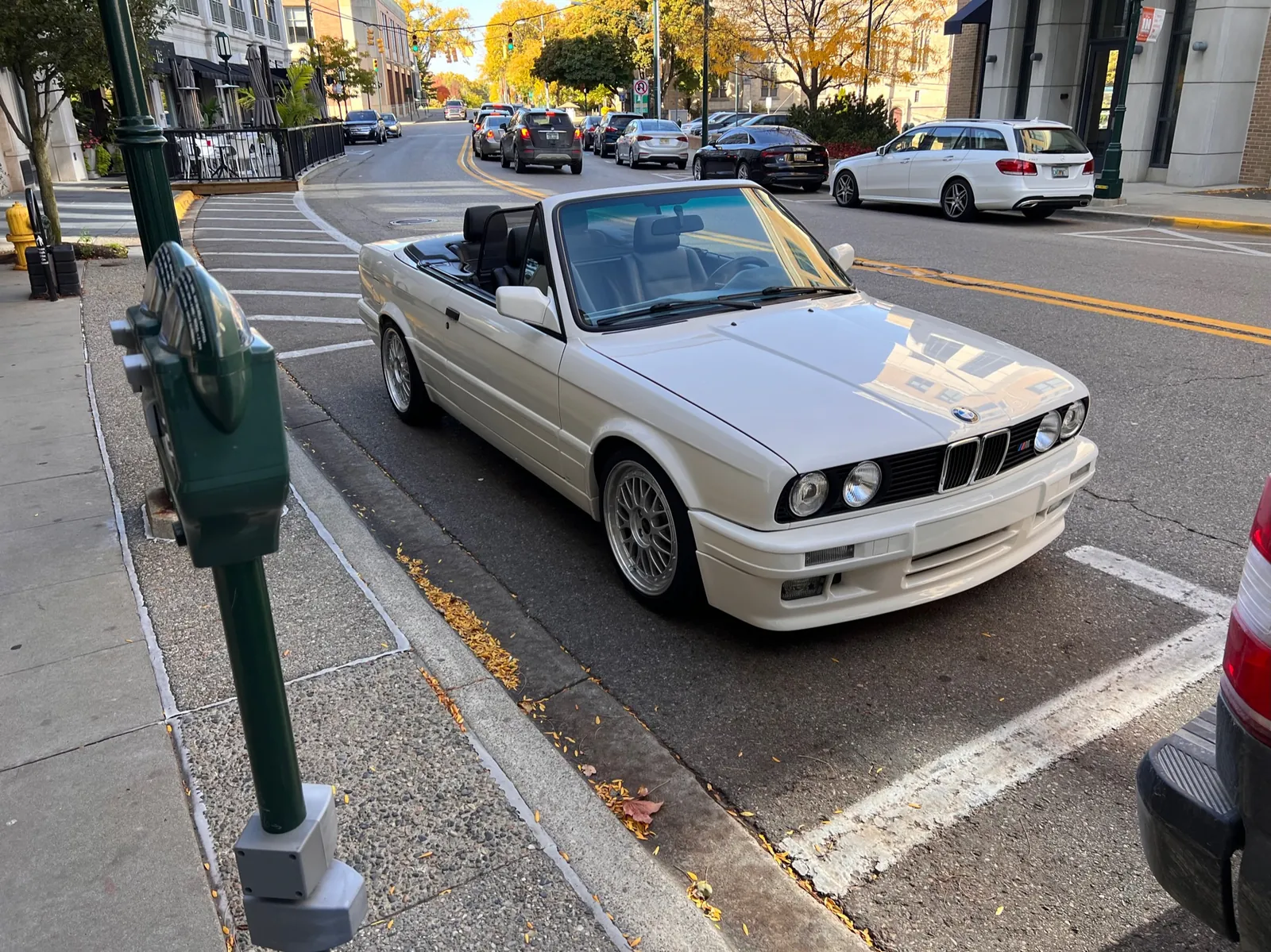 E30 325i S52