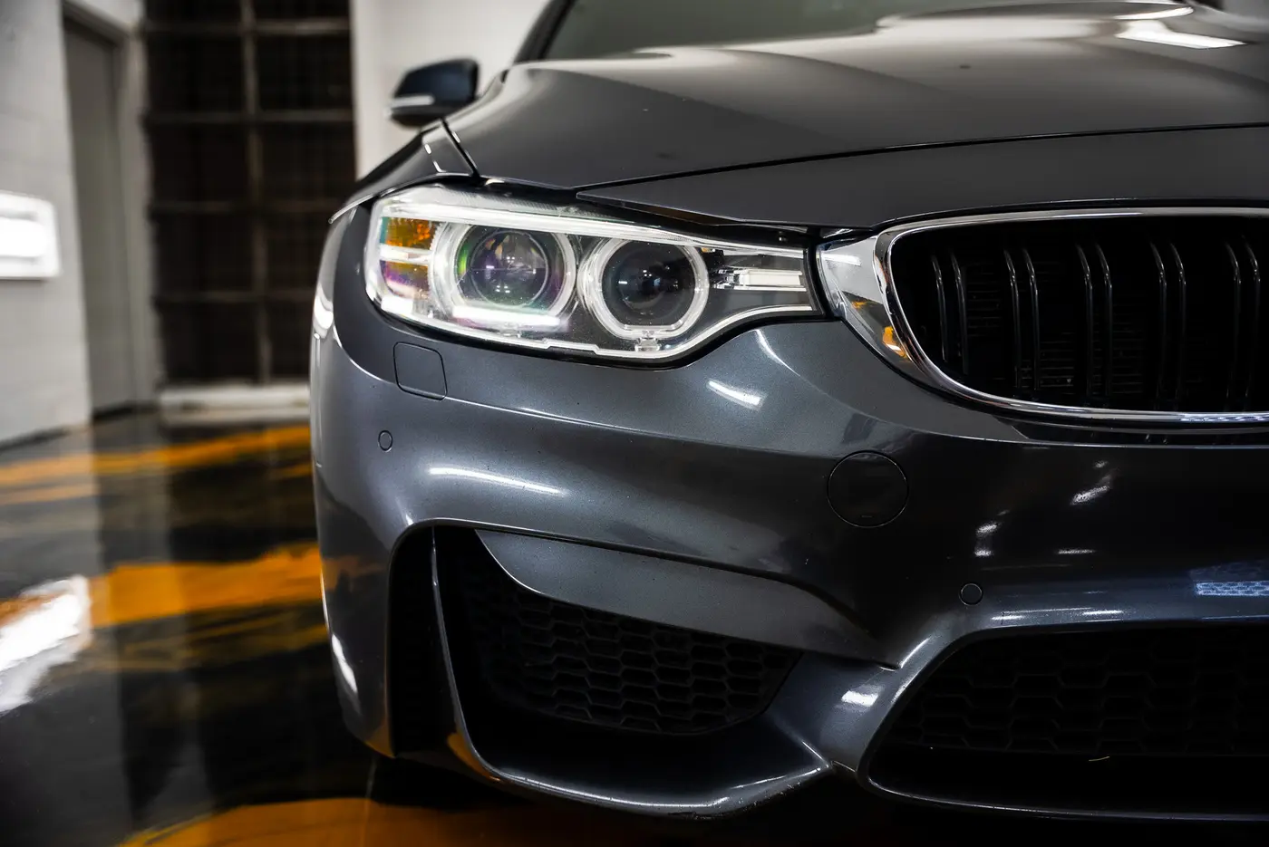 BMW adaptive headlight detail