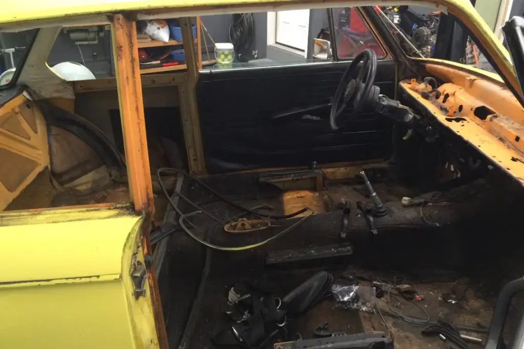 BMW 2002 build s62 Inka